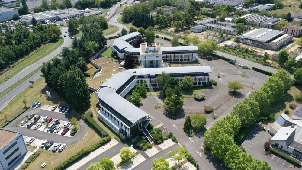   Ensemble de bureaux rénovés 280m² 