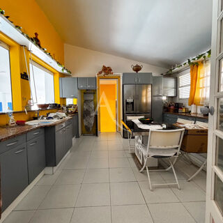  Maison à vendre 10 pièces 412 m²