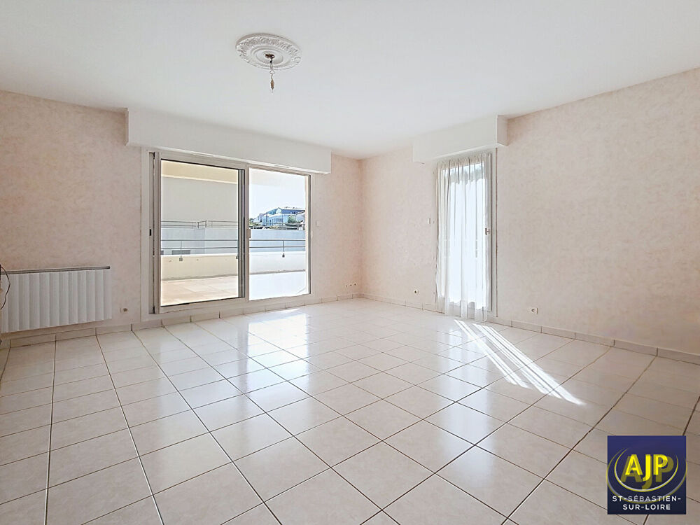 Appartement T3 avec terrasse de 52 m²