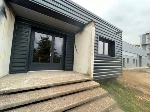 Local d'activit&eacute; Besancon 393 m2 - A LOUER 3150 25000 Besancon