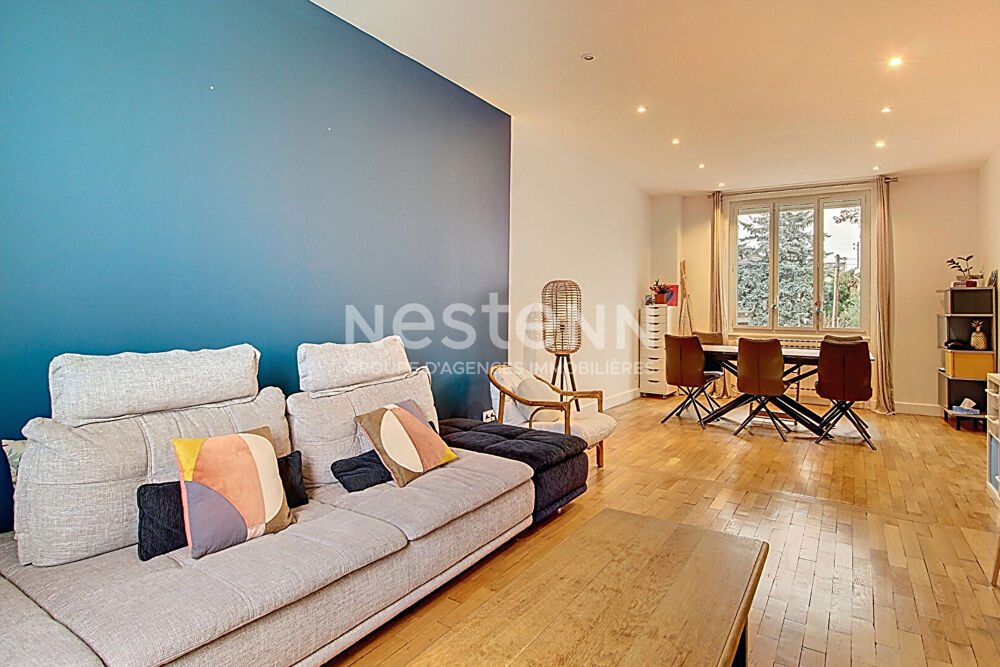 Vente Maison Maison indépendante de 1930 Rénovée avec garage 4 chambres - 69500 BRON Bron
