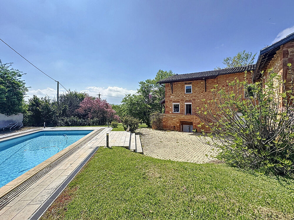 Charnay Authentique maison de vignerons en pierres dorées 180 m2 hab- TERRAIN 3800 m2 AVEC PISCINE