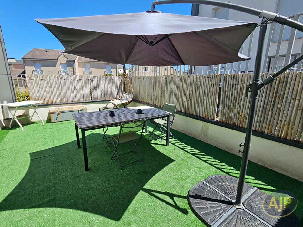 T3 TERRASSE RECENT COUERON BOURG