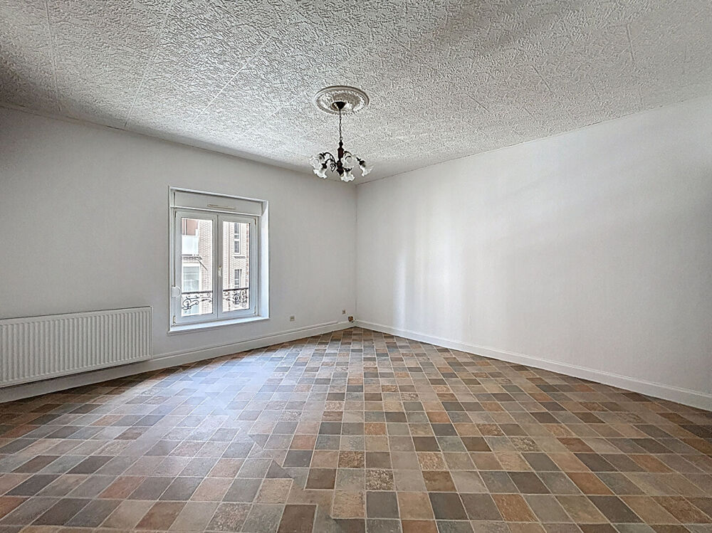 Location Appartement Appartement Chalons En Champagne  4 pièces 105m2 Chalons en champagne