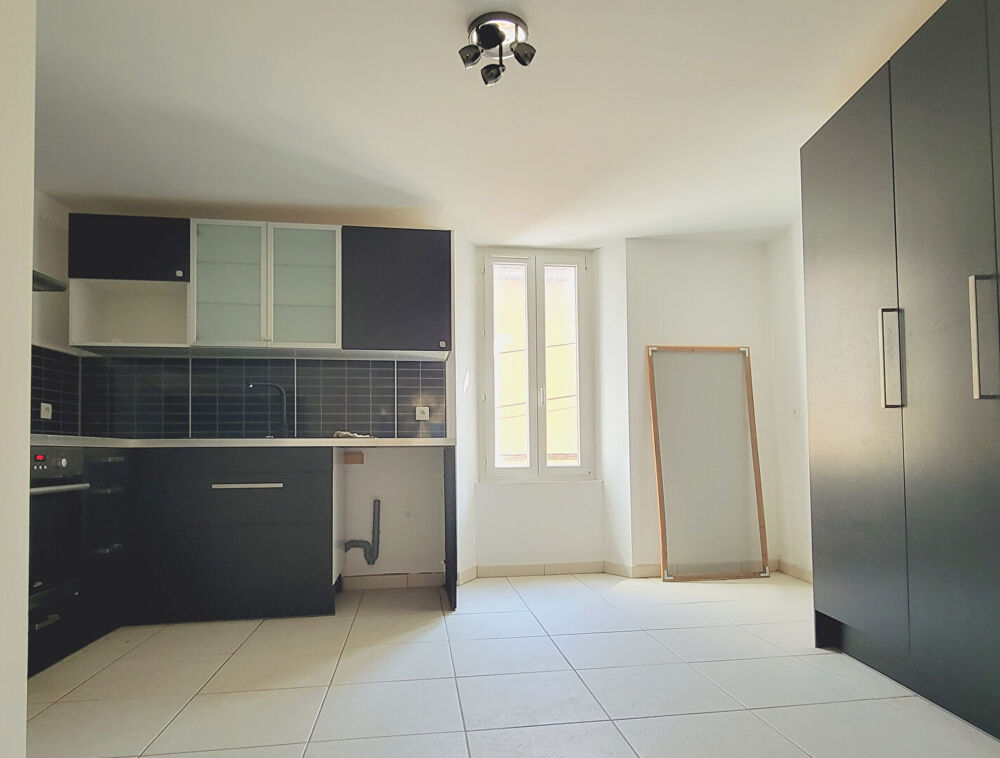 Vente Maison Pourrières - Maison de Village rénovée d'environ 100m² Pourrieres