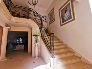  Maison � vendre 5 pi�ces 203 m�