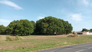  Terrain à vendre 698 m²