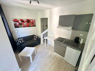  Appartement à louer 2 pièces 28 m²