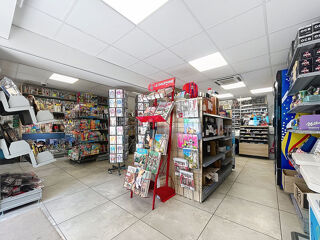 Vente Immeuble LIVRON SUR DROME, immeuble de rapport, commerce, appartement et surface a aménager, bonne rentabilité. Livron sur drome