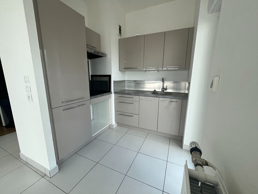 Appt Type 2 récent de 2014 - St Hélier - Exclusivité