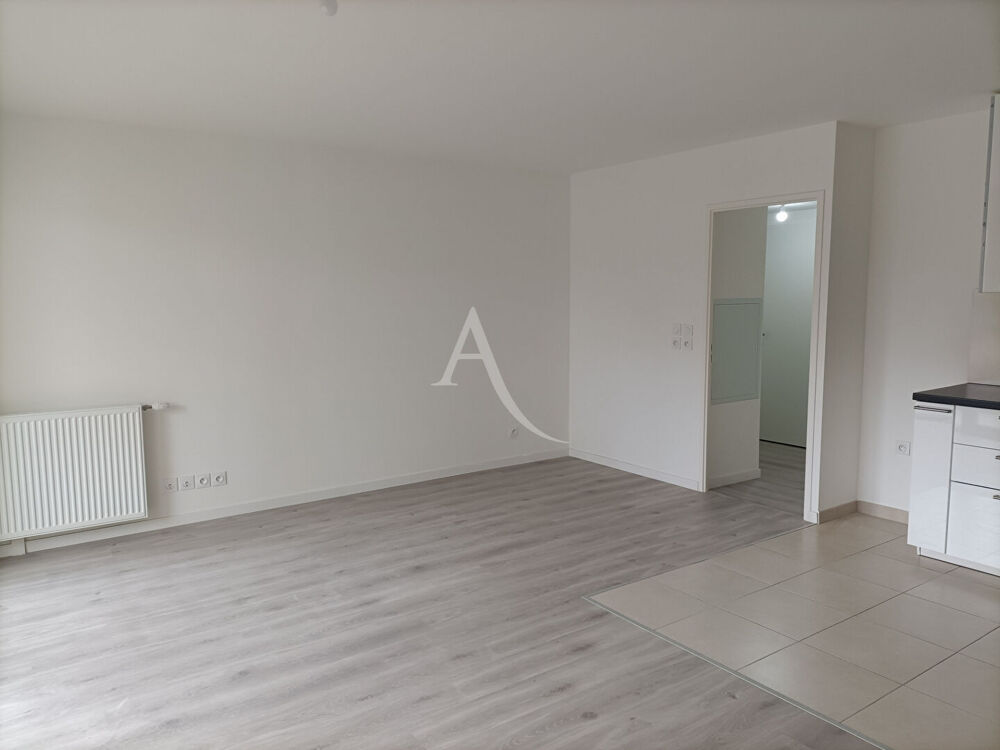 Location Appartement Appartement  3 pièces 64.64 m2 avec deux balcons Brou sur chantereine