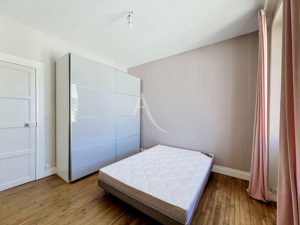 Location Appartement A LOUER Appartement T3 meublé Gare/Visitation Angers