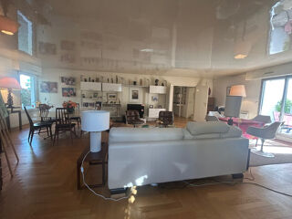  Appartement à vendre 5 pièces 146 m²