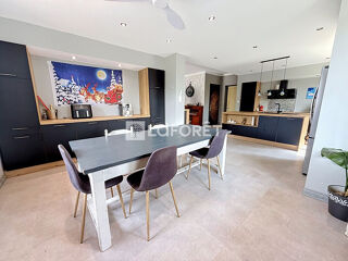  Maison à vendre 10 pièces 297 m²