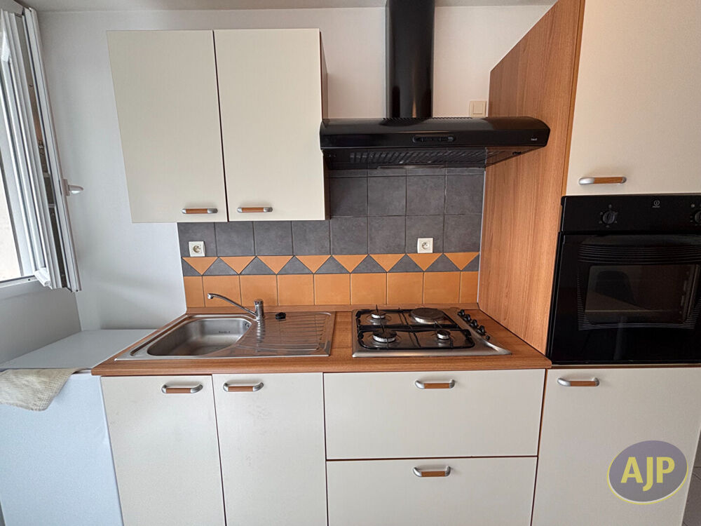 Location Appartement STUDIO CHOLET - 1 pièce(s) - Cholet