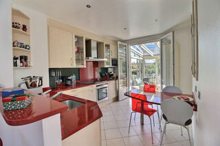 Vente Maison Maison familiale lumineuse 183 m² au sol sur terrain paysagé de 522 m²  avec espace jacuzzi Bievres