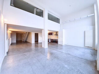  Appartement à vendre 4 pièces 157 m²