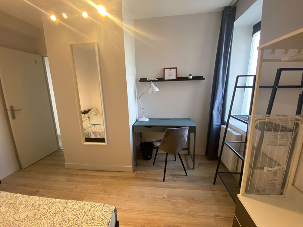 Location Appartement Chambre en colocation à louer - LYON 8ème Villeurbanne