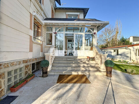  Maison � louer 15 + pi�ces 480 m� Le vesinet