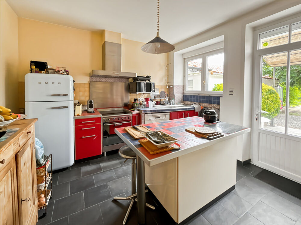 Vente Maison CHALLANS, Maison centre ville avec annexe ! Challans