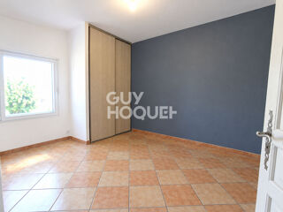  Appartement à louer 4 pièces 131 m²