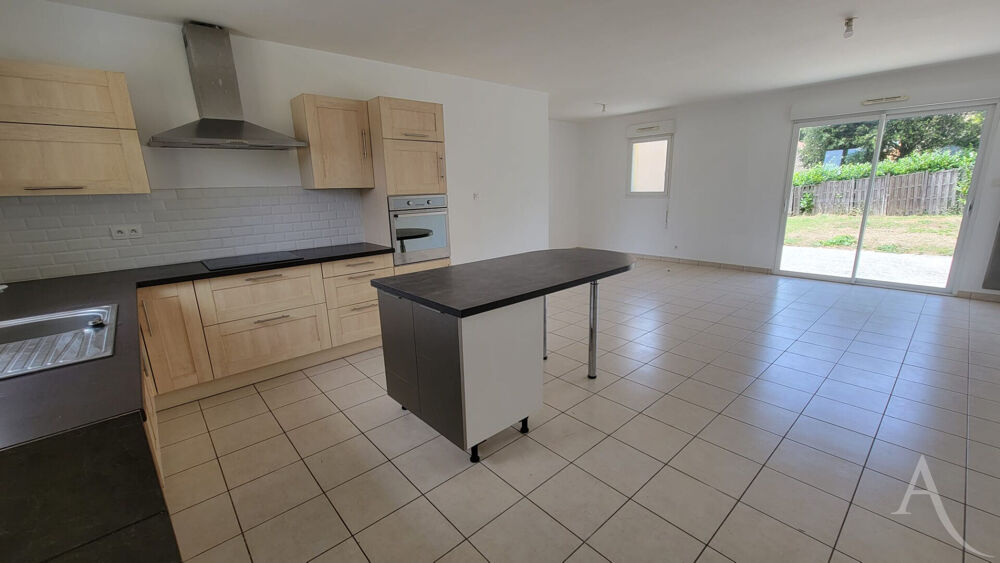 Vente Maison Maison à vendre Saint Etienne Du Bois Saint etienne du bois