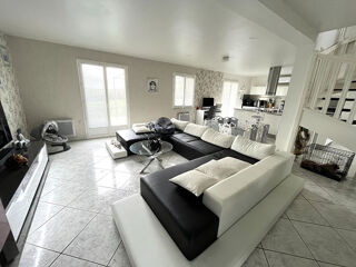  Maison  vendre 6 pices 160 m