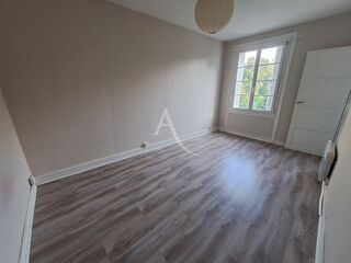  Appartement à louer 2 pièces 46 m²