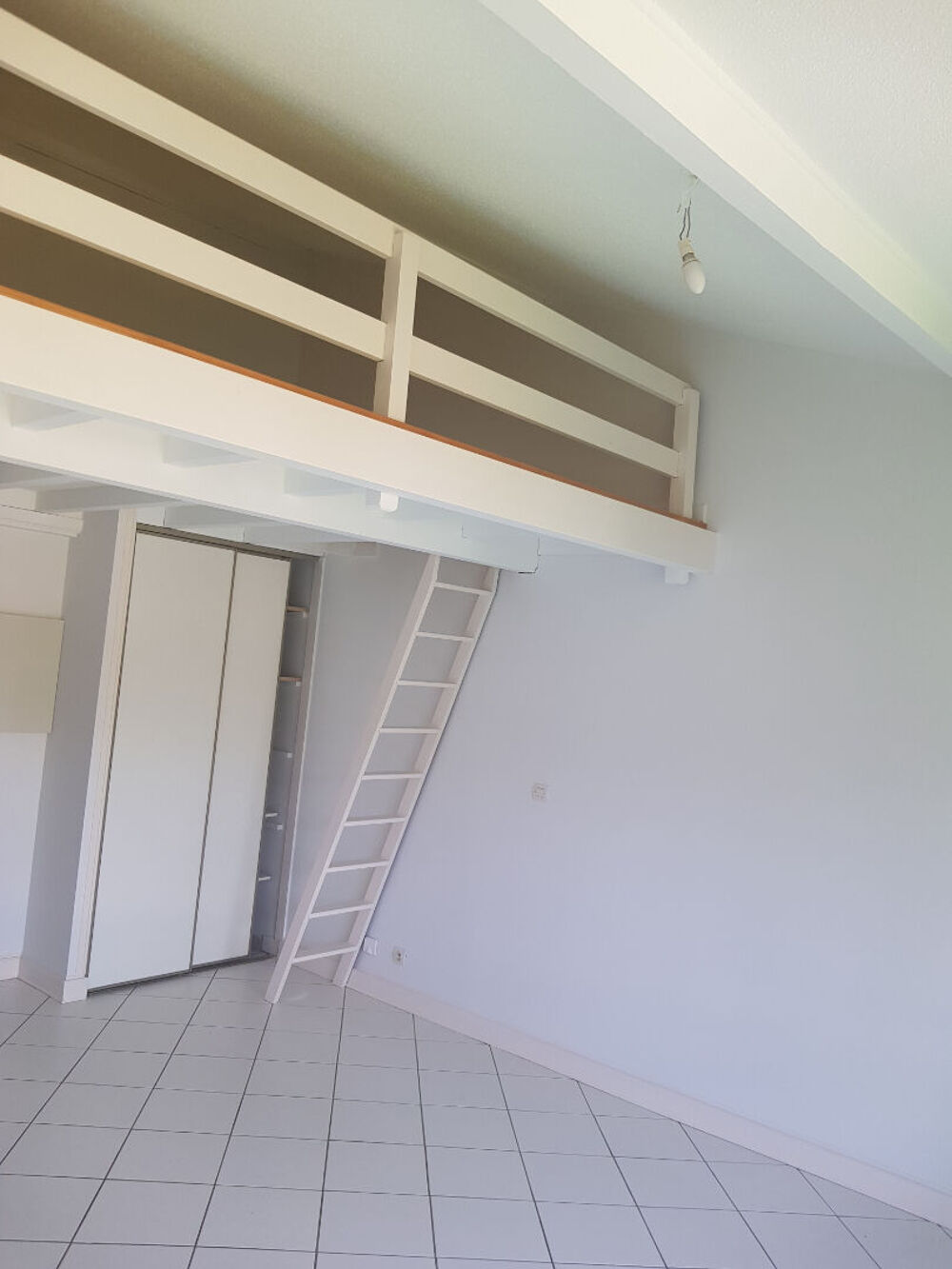 Location Appartement APPARTEMENT T1 OYONNAX - 1 pice - 29.77 m Oyonnax
