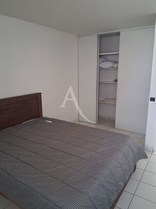  Appartement à louer 2 pièces 48 m²