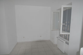  Appartement à louer 2 pièces 