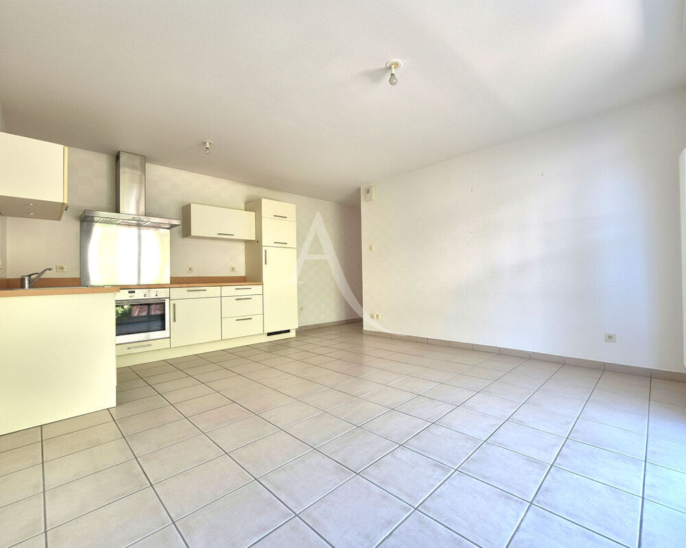 À 1 min de LA ROCHELLE APPARTEMENT T3 Rez-de-jardin