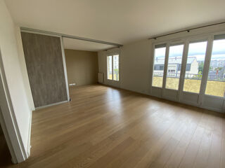  Appartement à louer 3 pièces 75 m²