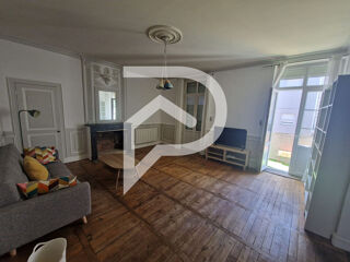  Appartement à louer 2 pièces 72 m²