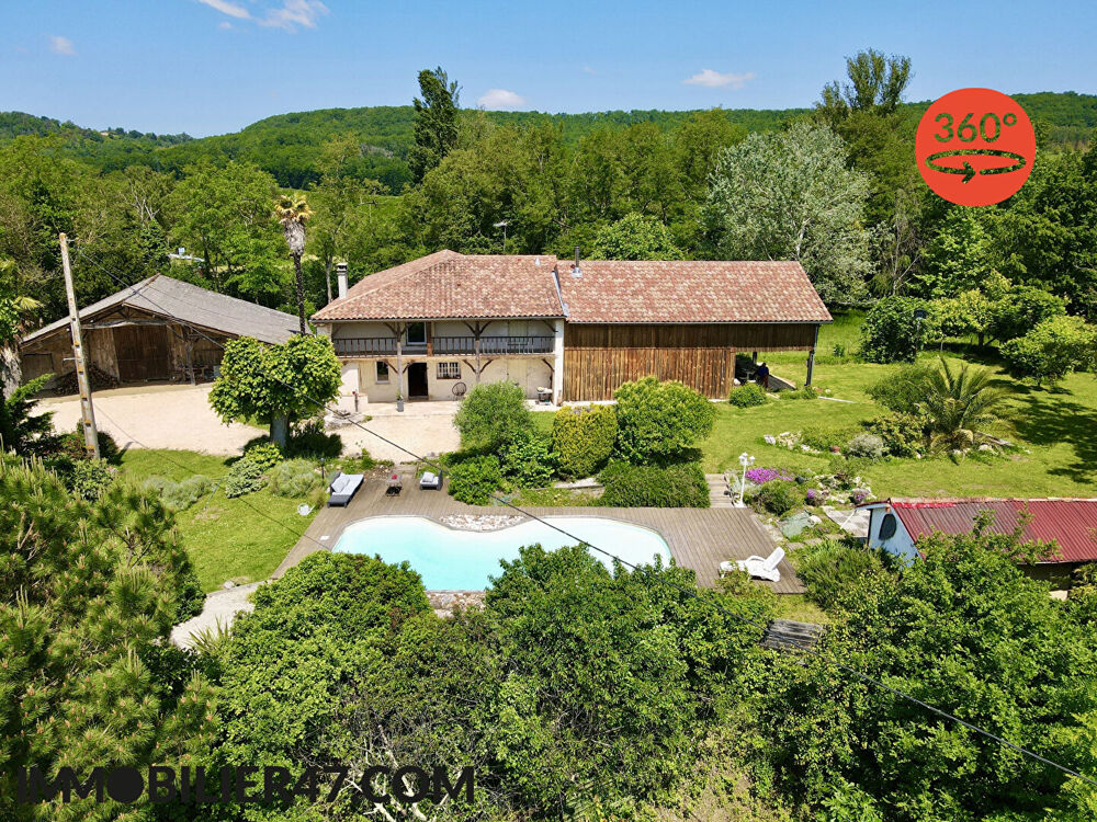 Maison 5 pièces 280 m² · à Castelmoron sur Lot · 280 m² · 325 000 €