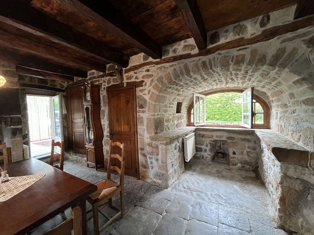 Corps de ferme avec souillière - EXCLUSIVITÉ