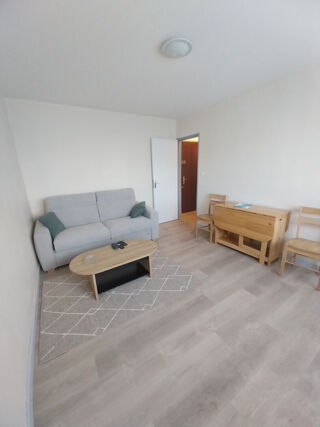  Appartement à louer 1 pièce 26 m²