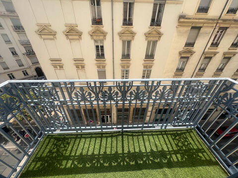  Appartement � louer 4 pi�ces 98 m�