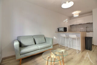  Appartement à louer 2 pièces 