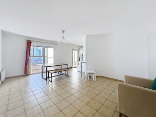  Appartement à louer 3 pièces 93 m²