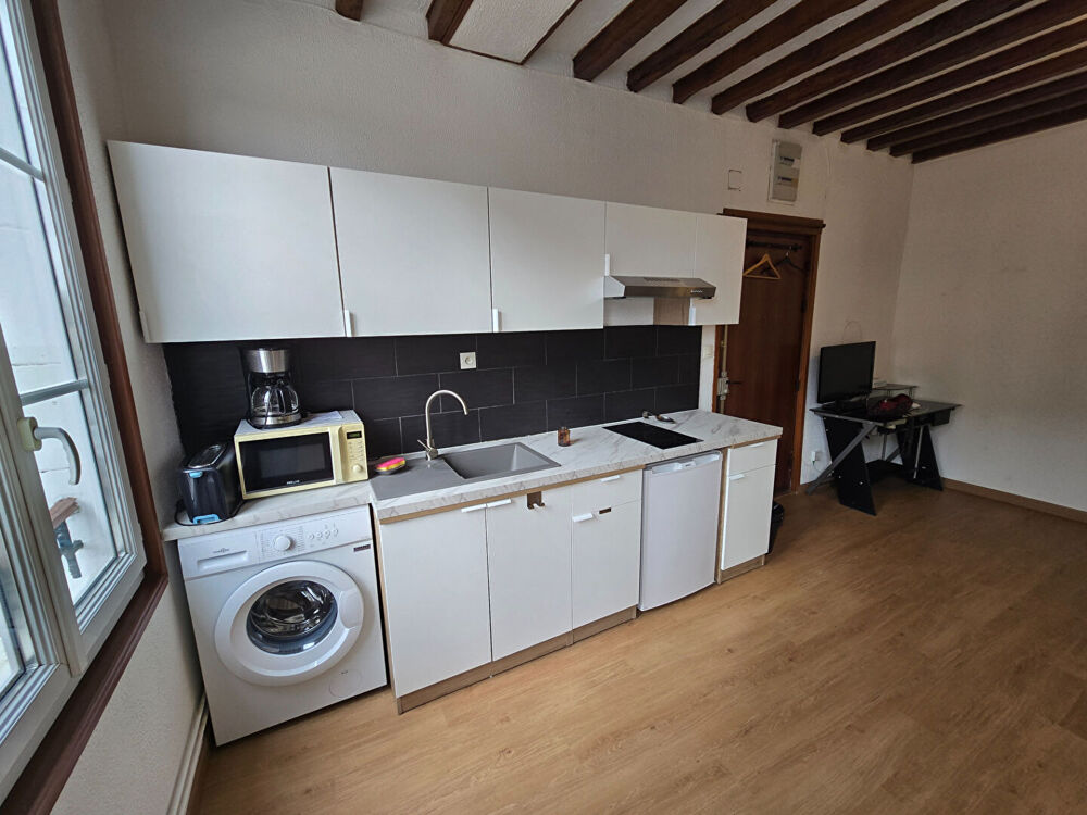 Location Appartement Studio meublé centre-ville de Neuilly en Thelle - 20.90m² Neuilly en thelle