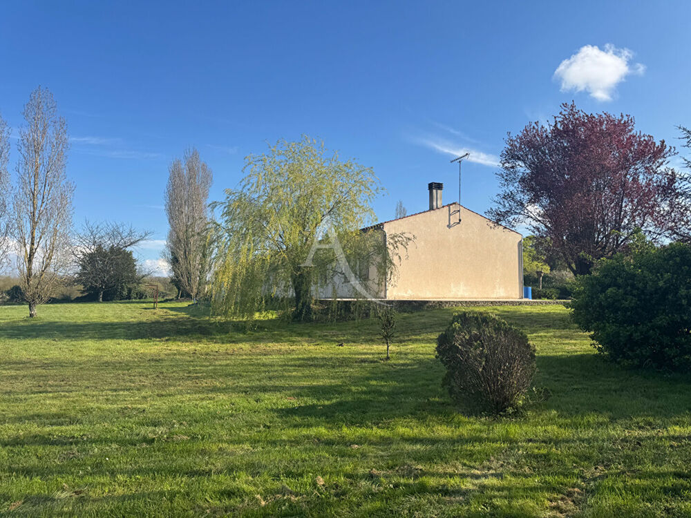 Vente Maison Maison plain-pied lumineuse, environnement calme, 2/3 chambres Mouzeuil saint martin