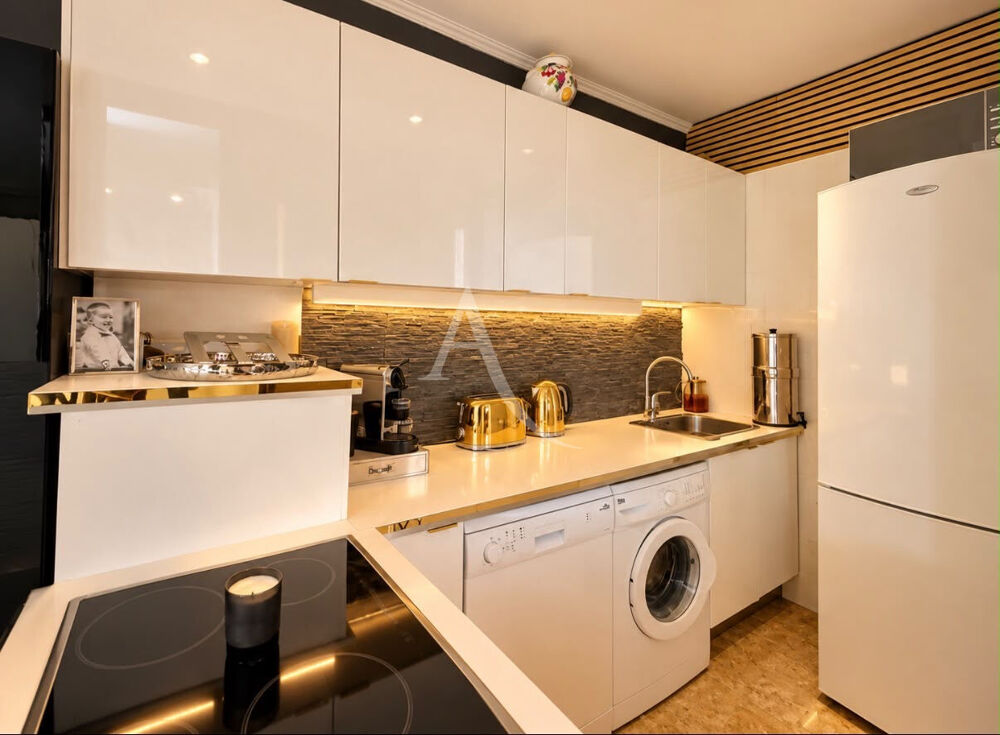 Vente Appartement Grand studio Le Cannet Colline Le cannet