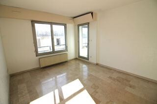  Appartement  vendre 4 pices 80 m