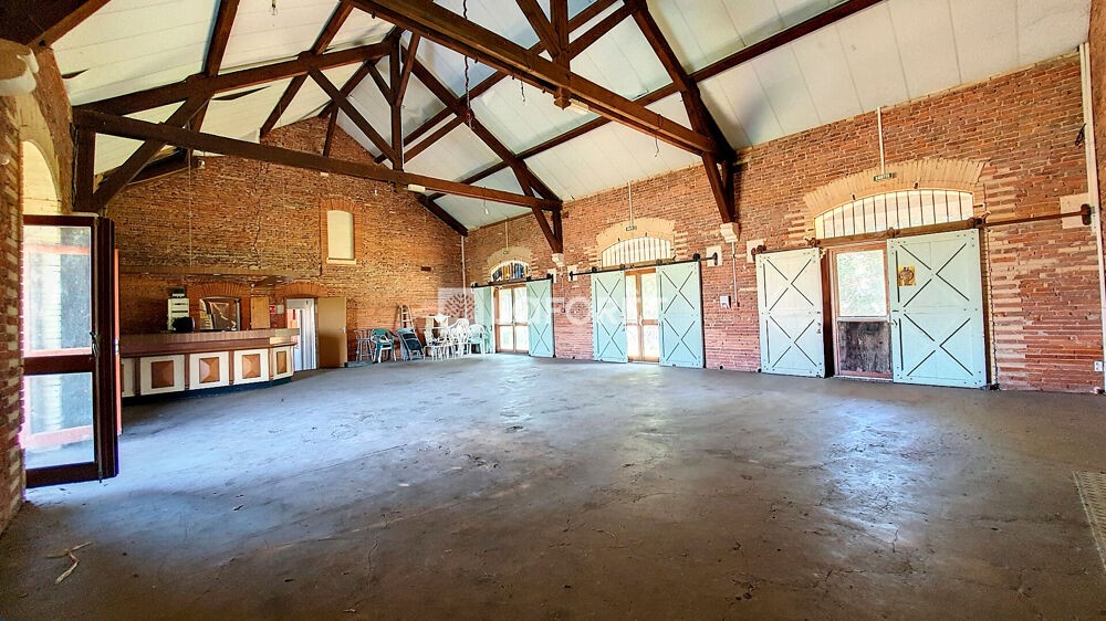 Ancienne gare, Bessières, 292 m² sur 2 856 m² de terrain