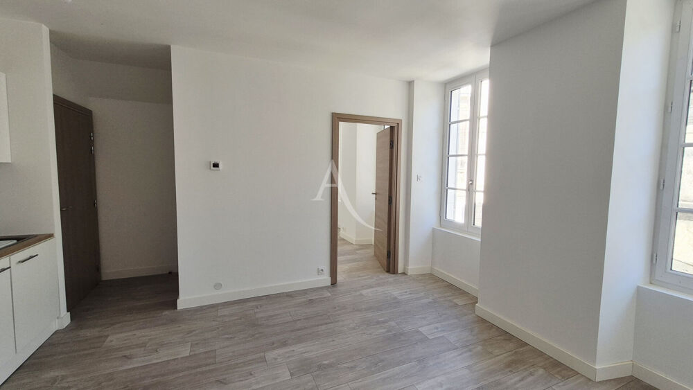 Appartement, Centre ville de Saint Jean D'Angély.