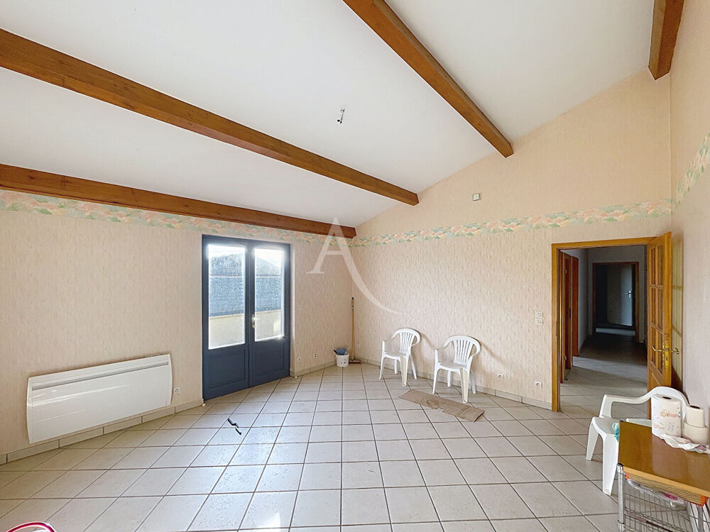 Vente Maison Maison Glatigny 6 pièces - 329 m² - terrain 22 ares - garage Glatigny