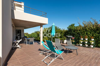  Maison  vendre 5 pices 211 m