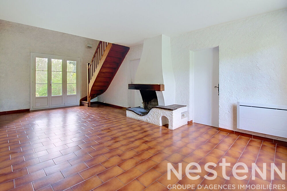 A VENDRE Maison 123m² - 4 chambres - avec jardin - au coeur de Taradeau