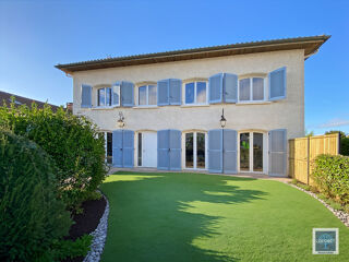  Maison � vendre 7 pi�ces 240 m�